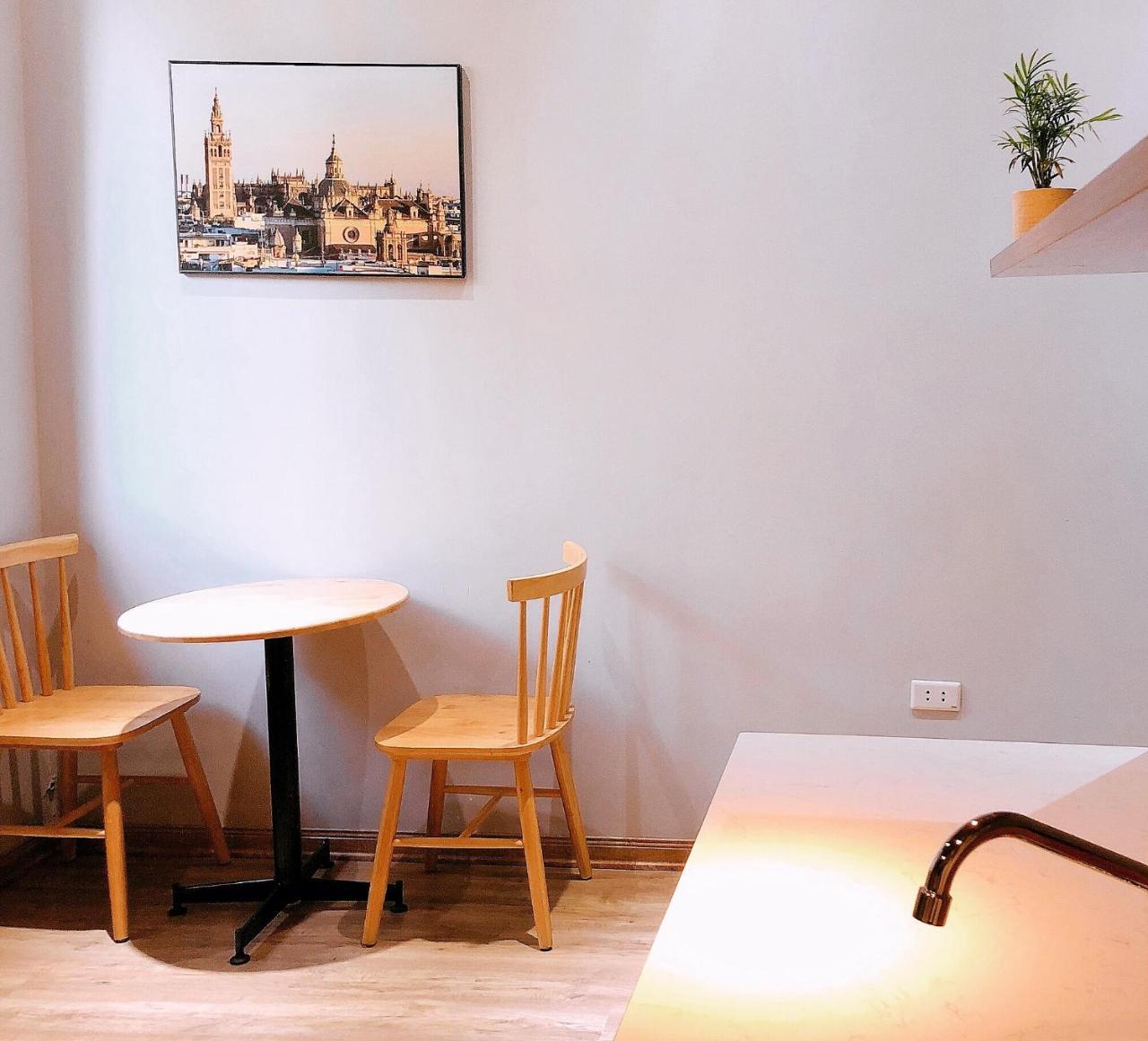 Nhà là homestay Hanoi Esterno foto
